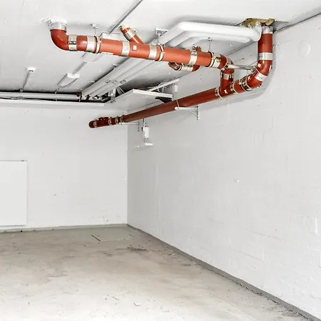 Design District W Free Parking Garage, Balcony, Netflix, 200m Tram&bus Appartement Helsinki