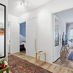 Appartement Sunny Views W Balcony, Netflix, 200m Tram&bus, Design District *