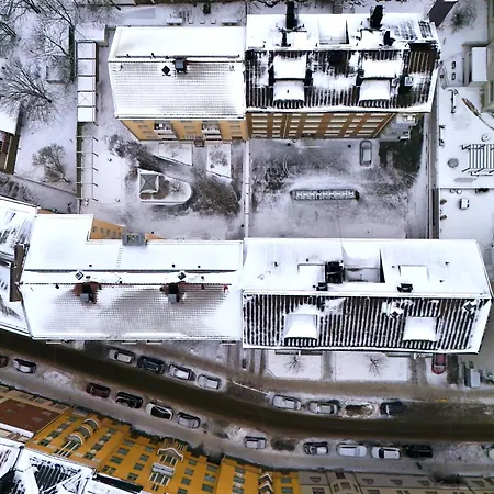 Sunny Views W Balcony, Netflix, 200m Tram&bus, Design District Appartement *